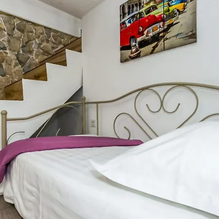 Appartement Lovely In With Sauna Šibenik