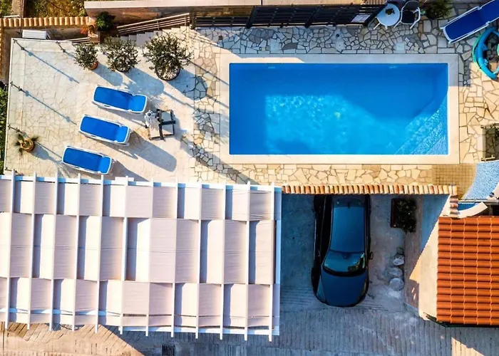 Lovely In With Sauna Apartment Sibenik